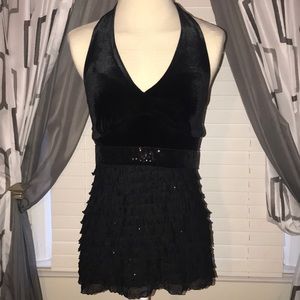 🌸4x20🌸Velvet and sequin stretchy halter top SZ M